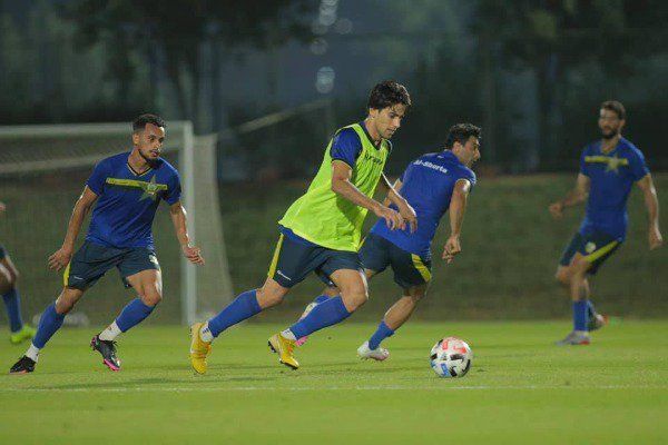 لاعبو الشرطة 