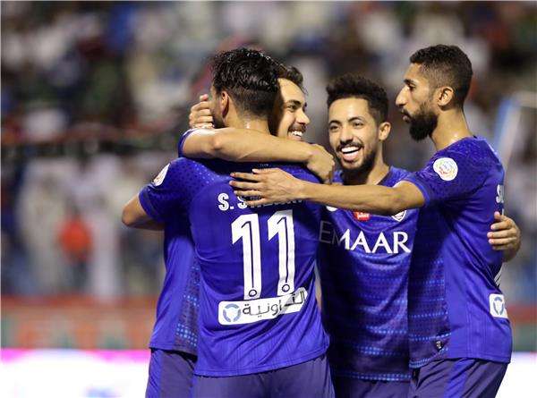 لاعبو الهلال