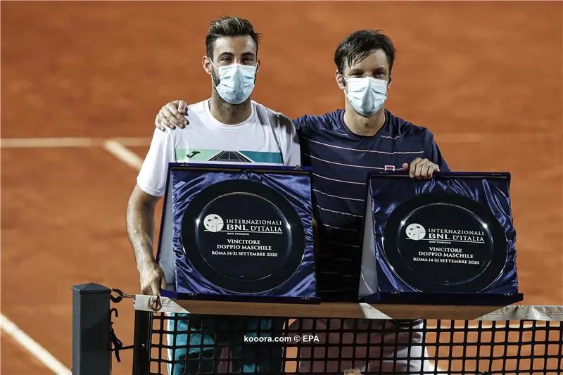 ?i=epa%2ftennis%2f2020-09%2f2020-09-20-08684584_epa