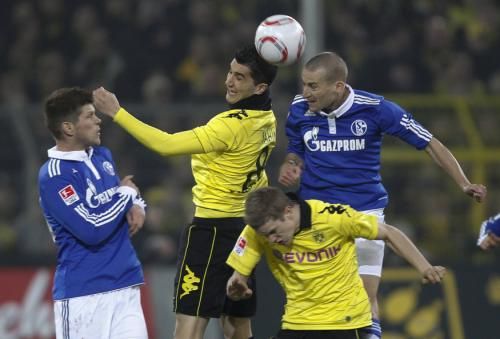 2011-02-042011-02-04t195609z_01_ad01_rtridsp_3_soccer-germany_reuters