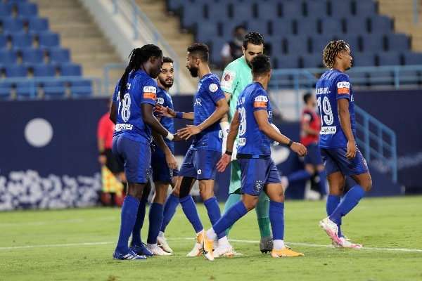 لاعبو الهلال