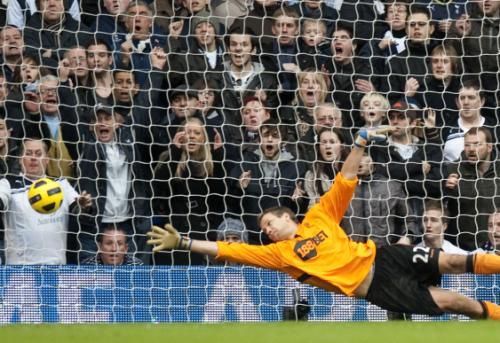 2011-02-052011-02-05t173546z_01_kfd07_rtridsp_3_soccer-england_reuters