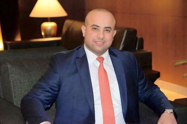 حسين العنكوشي