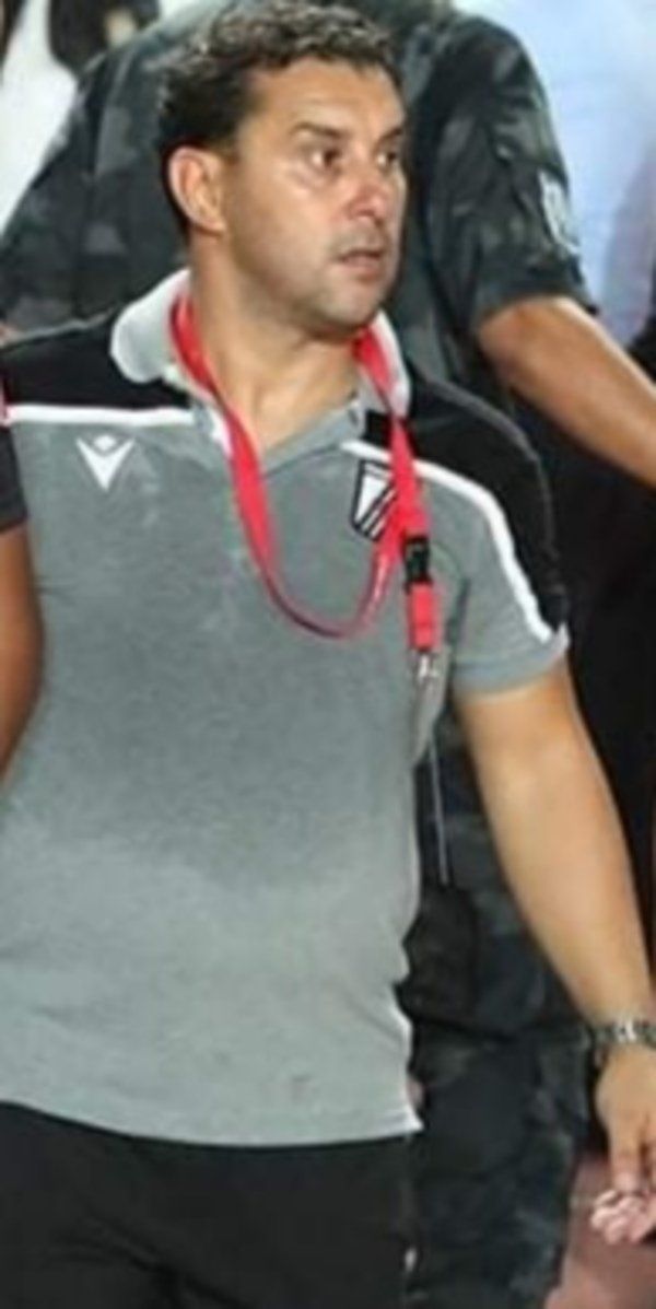 أنيس بوجلبان