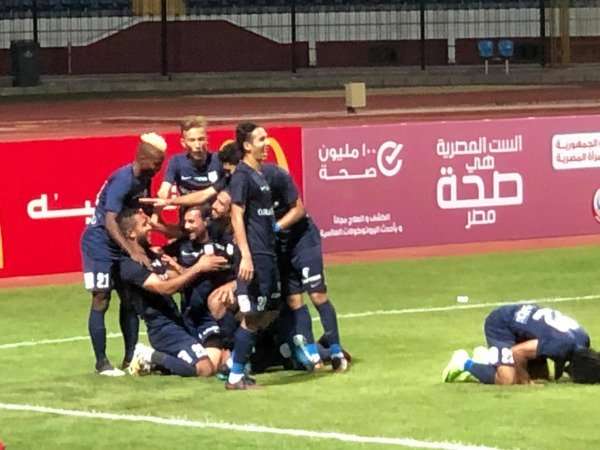 فرحة لاعبي إنبي