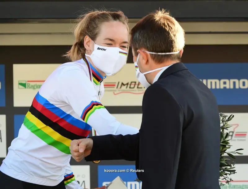 ?i=reuters%2f2020-09-26%2f2020-09-26t153325z_1574875038_up1eg9q177pfz_rtrmadp_3_cycling-world_reuters