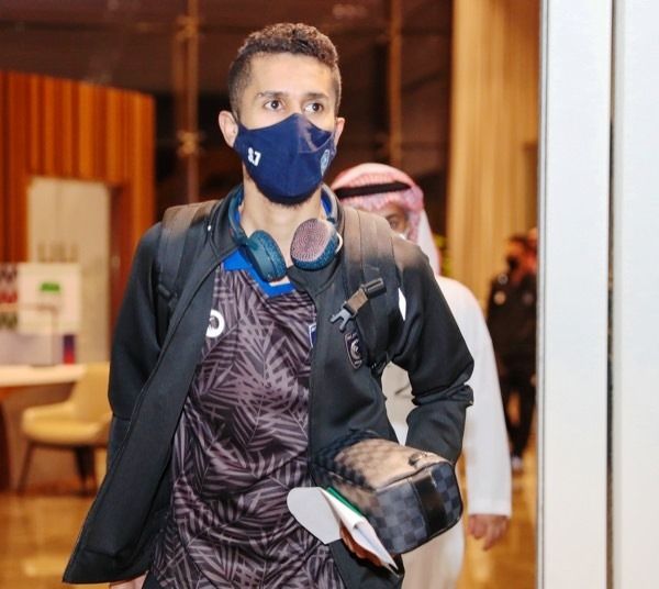 من الوصول