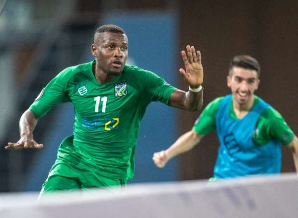 لاعبو العربي