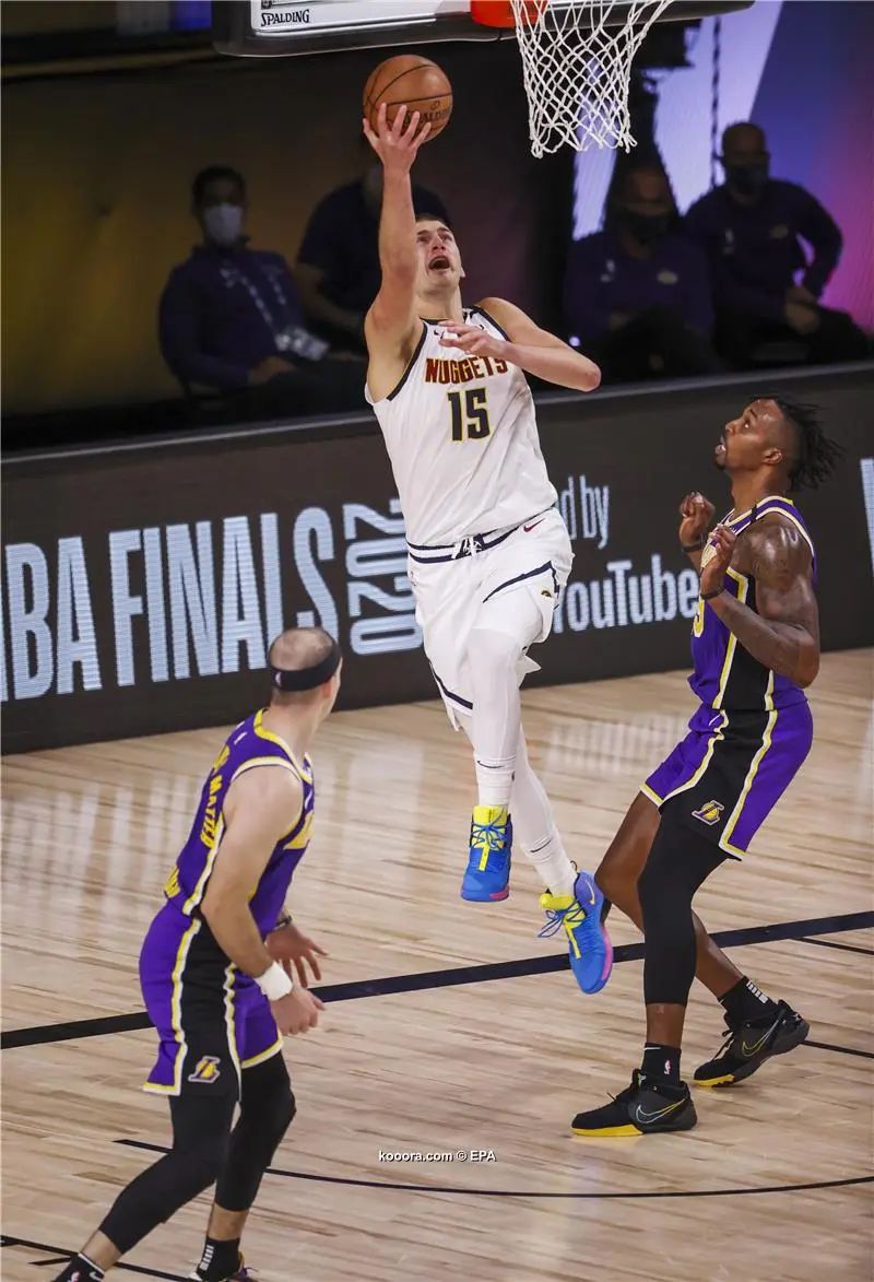 ?i=epa%2fbasketball%2f2020-09%2f2020-09-27-08700369_epa