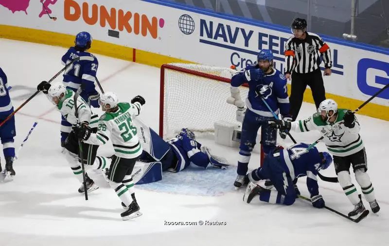 ?i=reuters%2f2020-09-27%2f2020-09-27t041418z_463697556_nocid_rtrmadp_3_nhl-stanley-cup-final-dallas-stars-at-tampa-bay-lightning_reuters