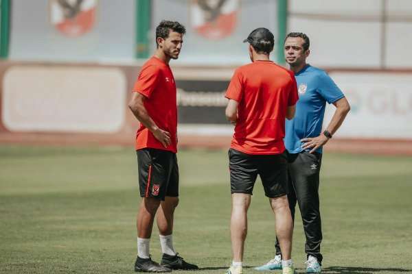 فايلر يجتمع بحمدي فتحي