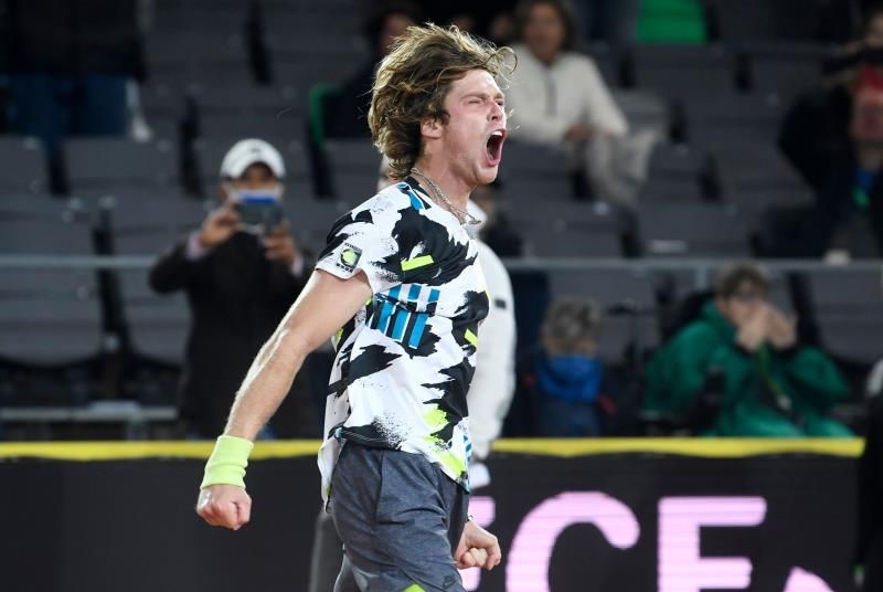 2020-09-27t123456z_1454630323_up1eg9r0yy8zn_rtrmadp_3_tennis-hamburg_reuters