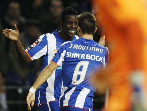 2011-02-062011-02-06t184734z_01_mvi03_rtridsp_3_soccer-europe-portugal_reuters