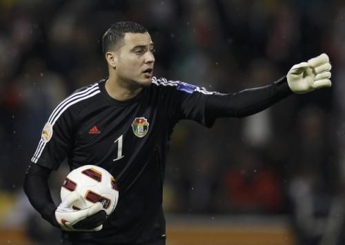 2011-01-172011-01-17t154542z_01_ac941_rtridsp_3_soccer-asian_reuters