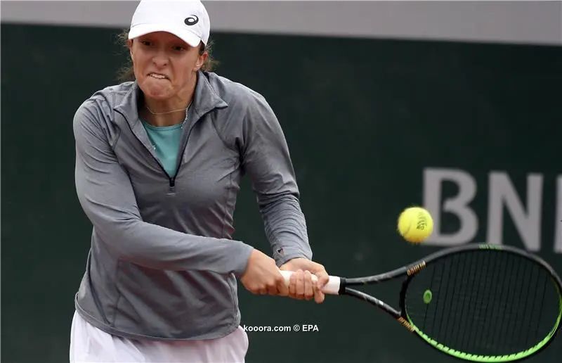 ?i=epa%2ftennis%2f2020-09%2f2020-09-28-08703920_epa