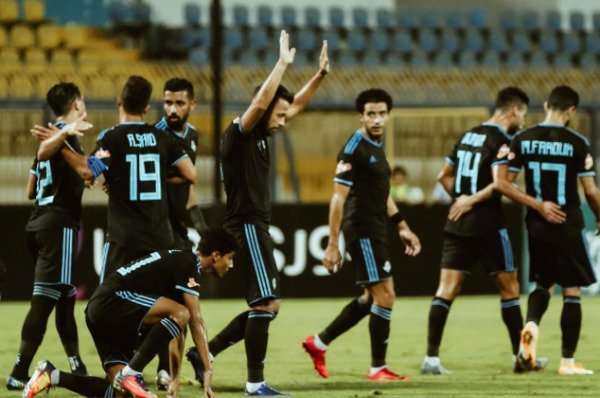 لاعبو بيراميدز