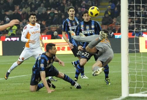 2011-02-062011-02-06t215604z_01_mln121_rtridsp_3_soccer-italy_reuters