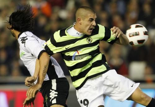 2011-02-062011-02-06t203856z_01_hjk02_rtridsp_3_soccer-spain_reuters