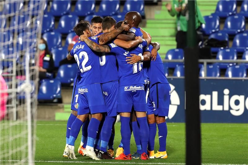 فرحة لاعبي خيتافي 