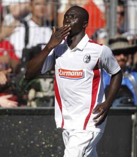 2010-08-21t152238z_01_ad12_rtridsp_3_soccer-germany_reuters