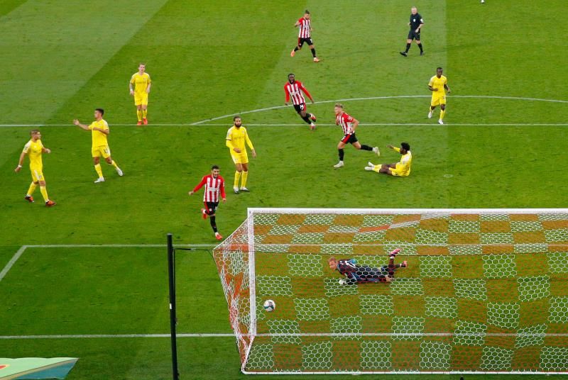 2020-10-01t173118z_837441585_up1ega11co6qw_rtrmadp_3_soccer-england-bre-ful-report_reuters