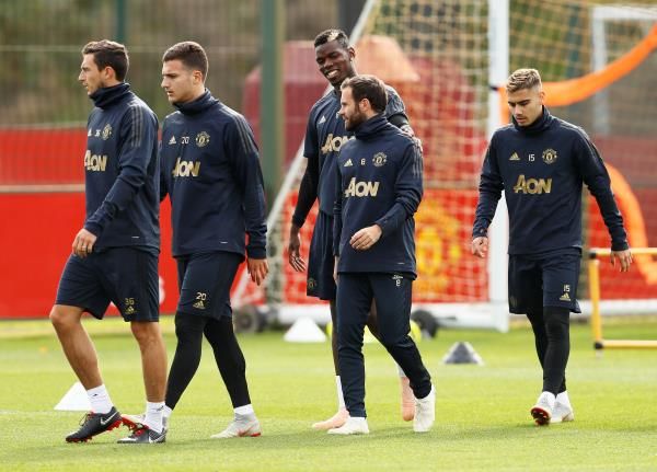 لاعبو مانشستر يونايتد