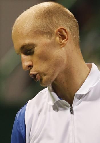 2011-01-082011-01-08t191116z_01_js35_rtridsp_3_tennis_reuters