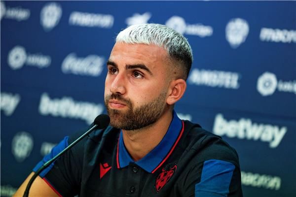  بورخا مايورال