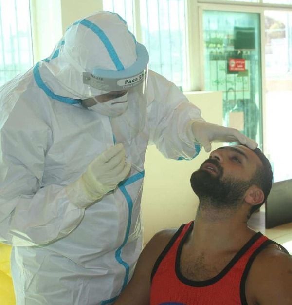 من فحوصات لاعبي الوحدات