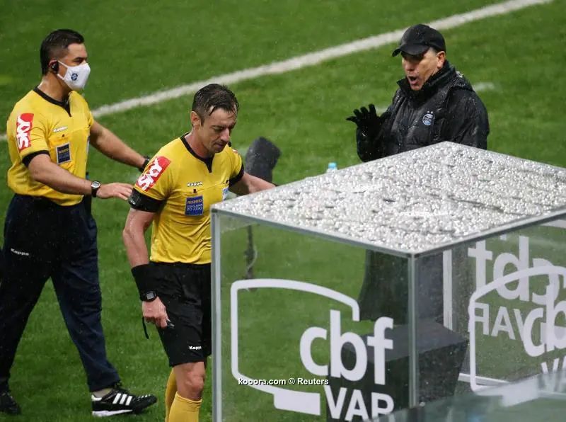 ?i=reuters%2f2020-10-03%2f2020-10-03t213849z_1521230690_rc29bj9ydqlk_rtrmadp_3_soccer-brazil-gre-inl-report_reuters