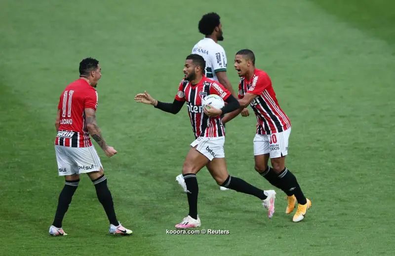?i=reuters%2f2020-10-04%2f2020-10-04t203850z_1234228447_up1ega41lcq5d_rtrmadp_3_soccer-brazil-ctb-sao-report_reuters