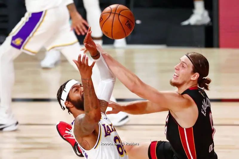 ?i=reuters%2f2020-10-05%2f2020-10-05t015846z_1982272469_nocid_rtrmadp_3_nba-finals-los-angeles-lakers-at-miami-heat_reuters
