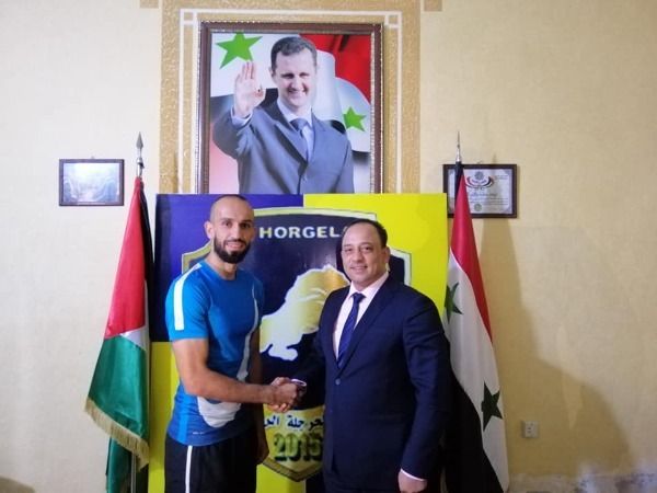 من تقديم اللاعبين