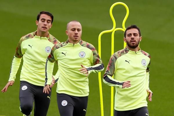 لاعبو مانشستر سيتي - أرشيفية