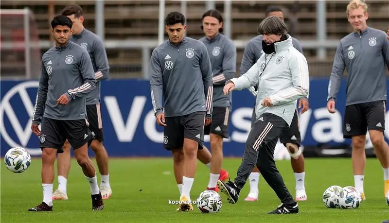 ?i=epa%2fsoccer%2f2020-10%2f2020-10-05%2f2020-10-05-08722536_epa