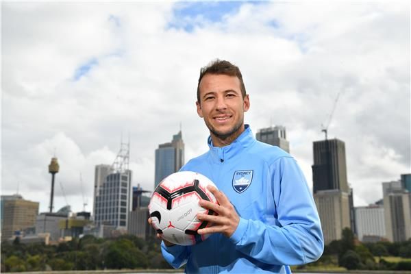  آدم لي فوندري