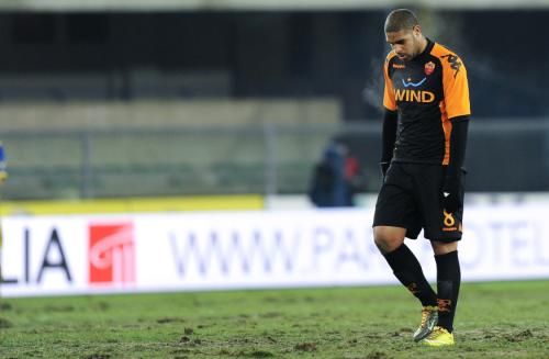 2010-12-04t193939z_01_mxr15_rtridsp_3_soccer-italy_reuters