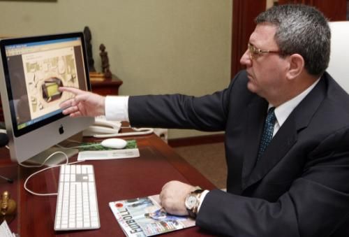 2011-02-092011-02-09t124013z_01_tir05_rtridsp_3_soccer-albania-stadium_reuters