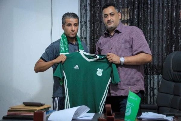 من  توقيع عقود مدربي الفئات العمرية 