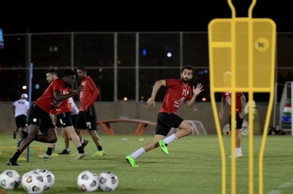 لاعبو الشباب