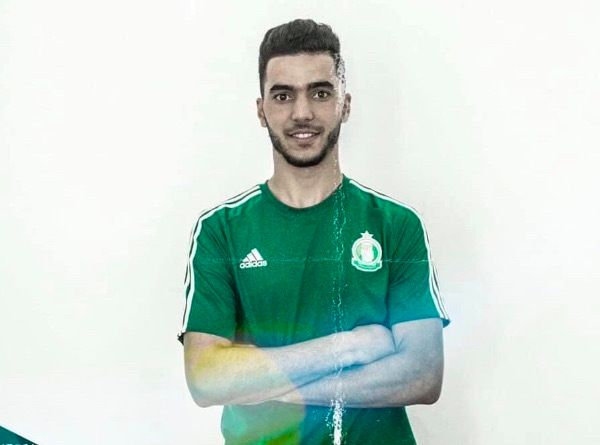 من تقديم اللاعبين