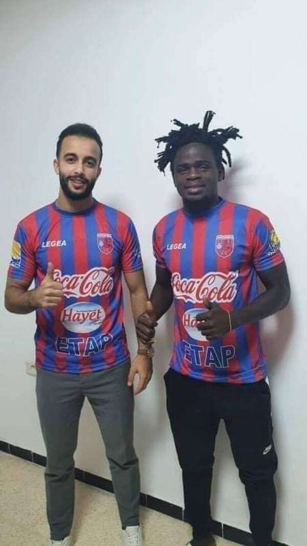 الغاني جيمس أكامينكو والمغربي على الحراق