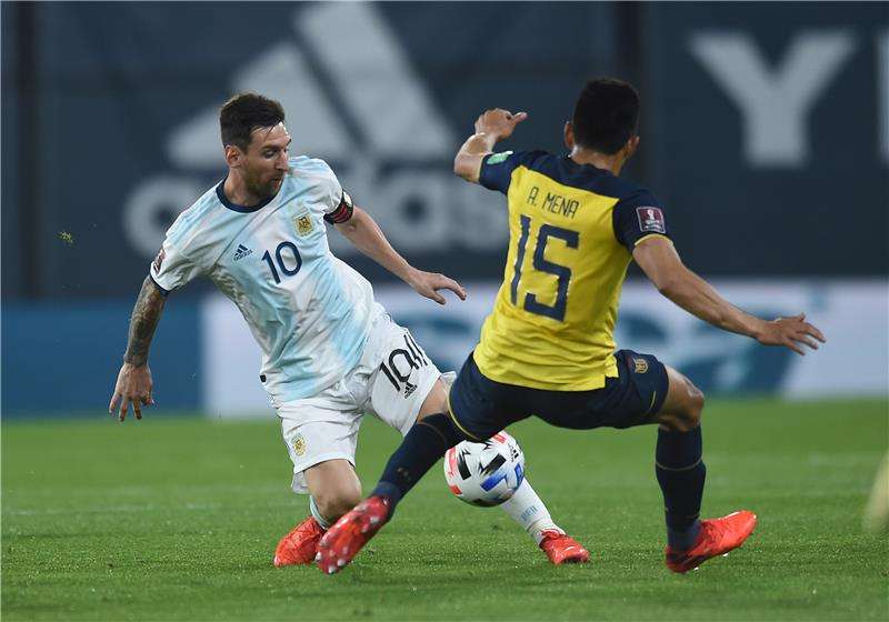 من لقاء الأرجنتين والإكوادور