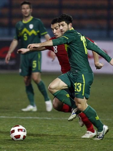 2011-02-092011-02-09t210209z_01_tir06_rtridsp_3_soccer-friendly_reuters