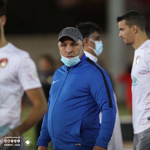 مدرب ضمك