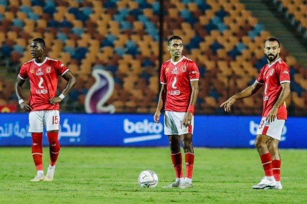 لاعبو الأهلي