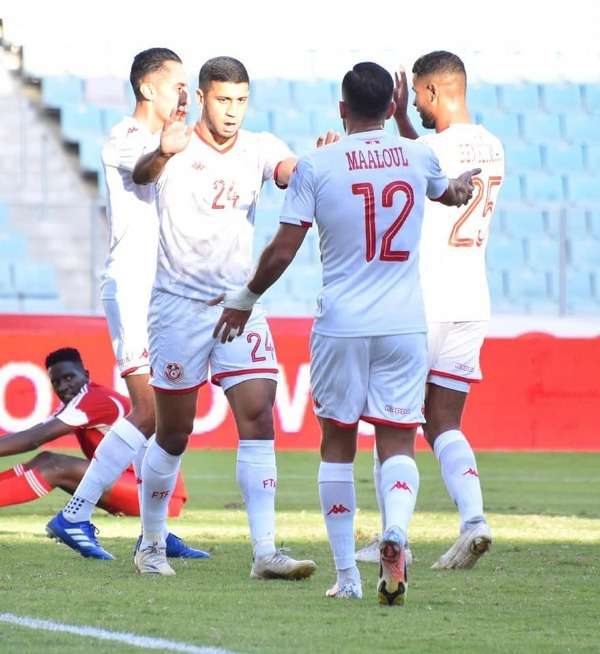 لاعبو تونس