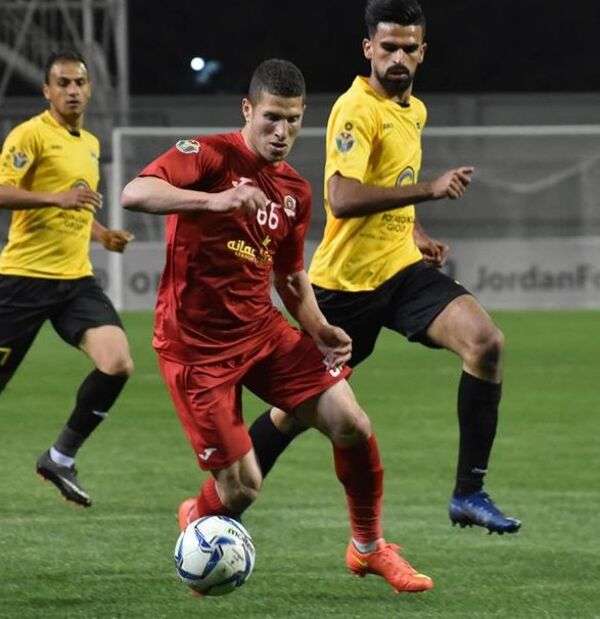 أنس العوضات