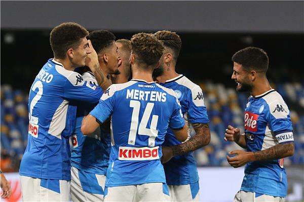 لاعبو نابولي