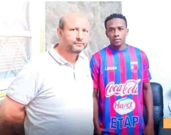  السوداني شهاب الدين صديق مع رئيس اتحاد تطاوين